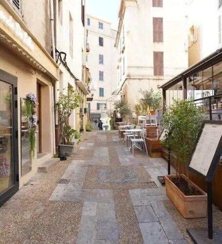 F3 Hyper Centre Vieille Coeur Historique D'ajaccio *