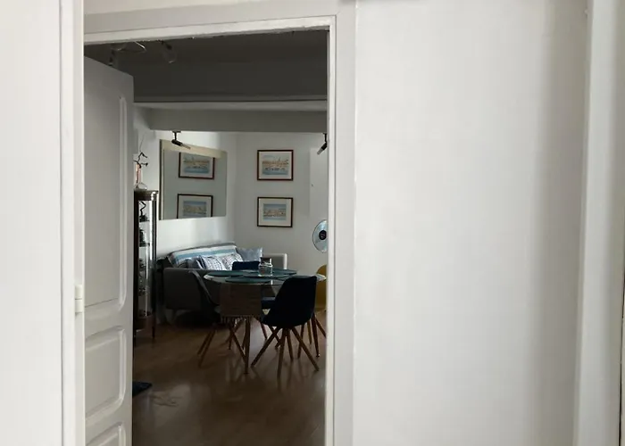 F3 Hyper Centre Vieille Coeur Historique D'ajaccio